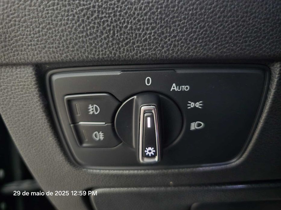 Volkswagen Passat Variant 2.0TDI 150CV Impecável óticas em led matrix e mala elétrica kit distribuição substituídos