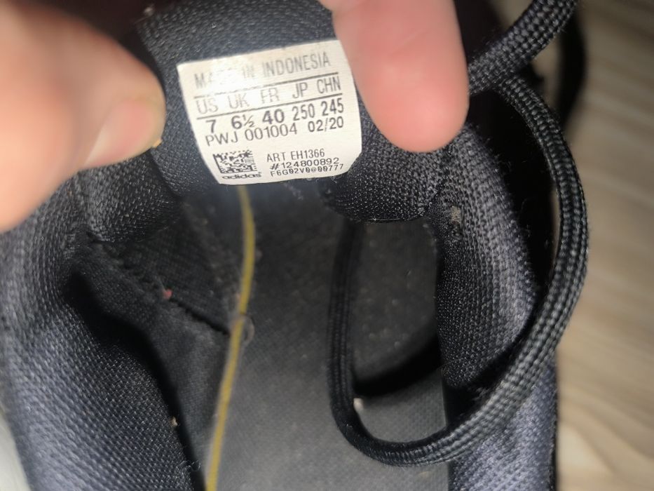 Buty do biegania chodzenia na rower itp Adidas