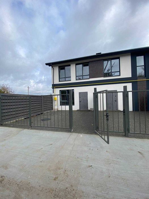 Продаж таунхаусів 47000$