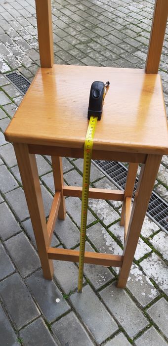 Cadeira alta em pinho