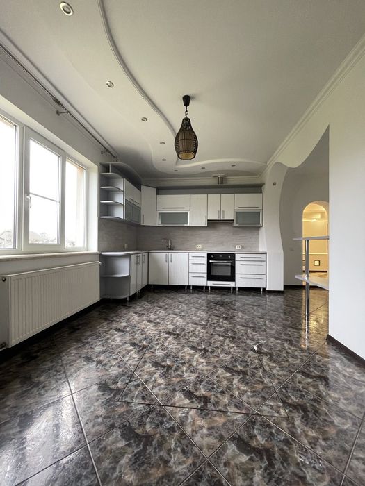 Продаж будинку в с. Панка — всього 5 хвилин до м. Сторожинець