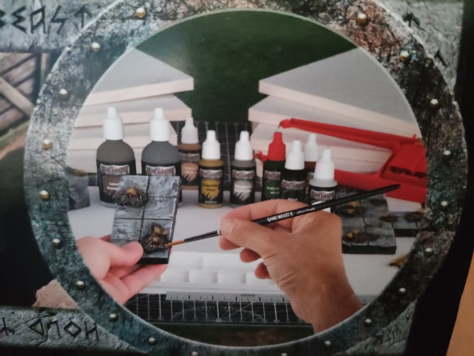 Настільна гра Gamemaster: Dungeons & Caverns Core Set