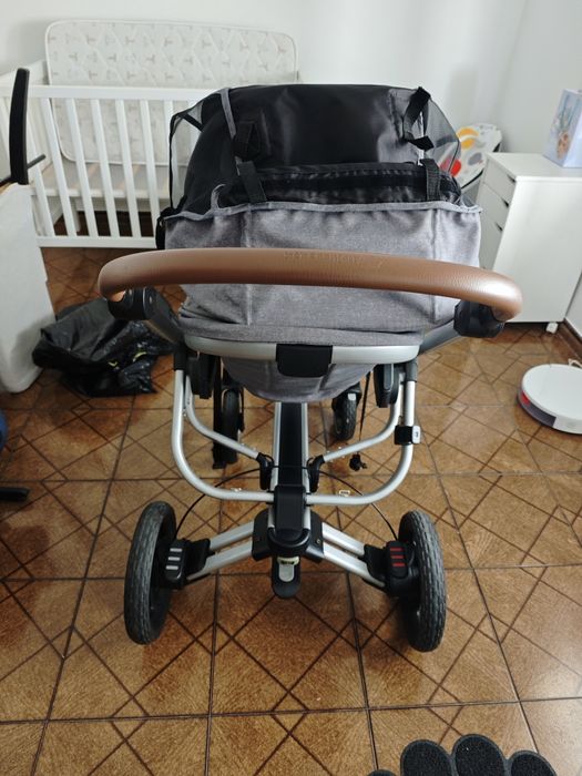 Carrinho Baby Confort+ ovo+ base isofix