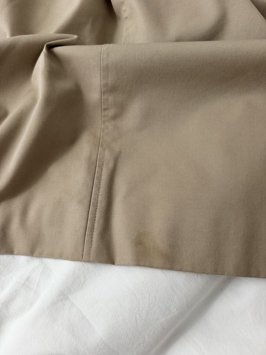 Beżowy płaszcz Burberry