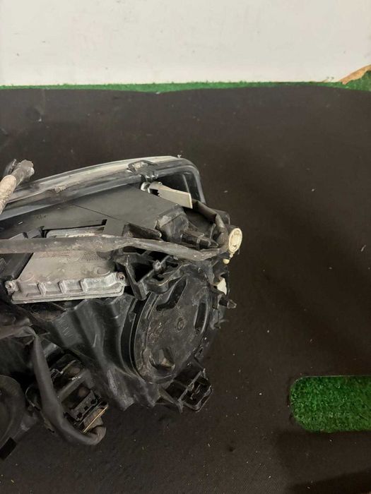 Lampa Lewa Reflektor Lewy Volvo Xc90 Lift Bi Xenon Skrętny demontaż eu