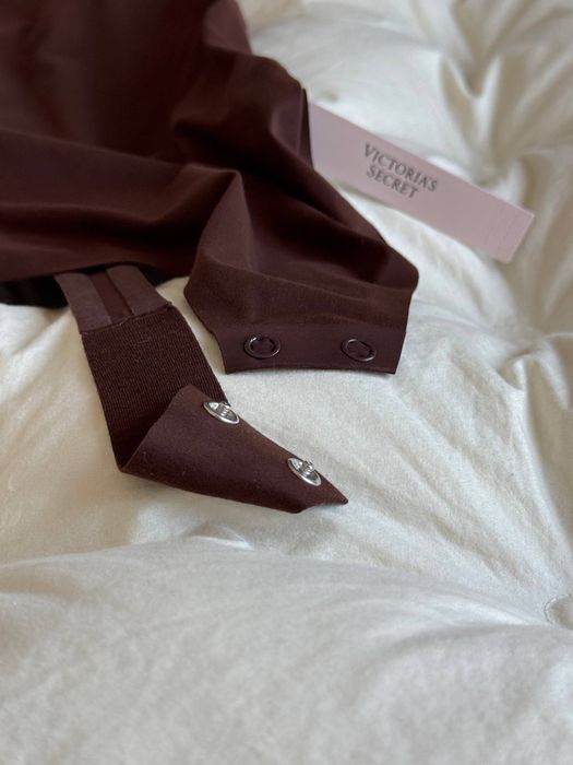 Боді Victoria’s Secret з чашечками