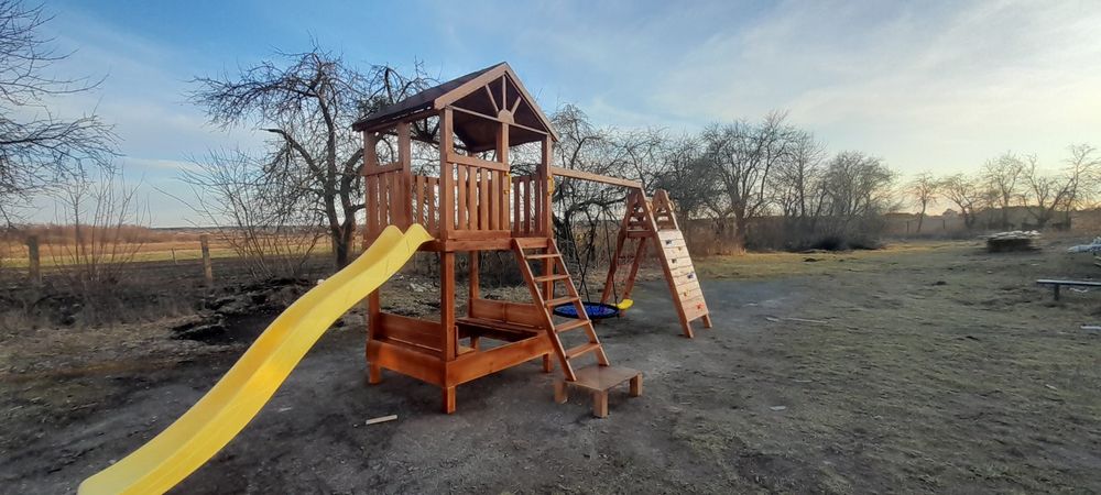 Дитячі ігрові майданчикі