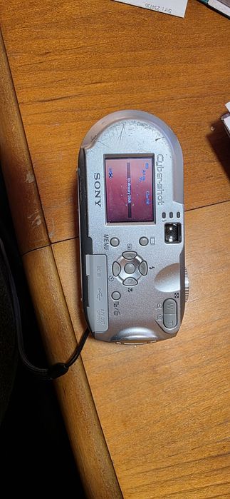 Sony Cyber-shot DSC-P73