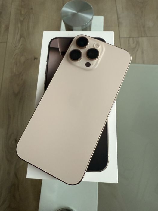 iphone 16 pro max 256 pustynny stan idealny