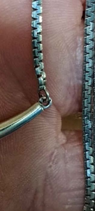 Colar fio gargantilha prata ouro.