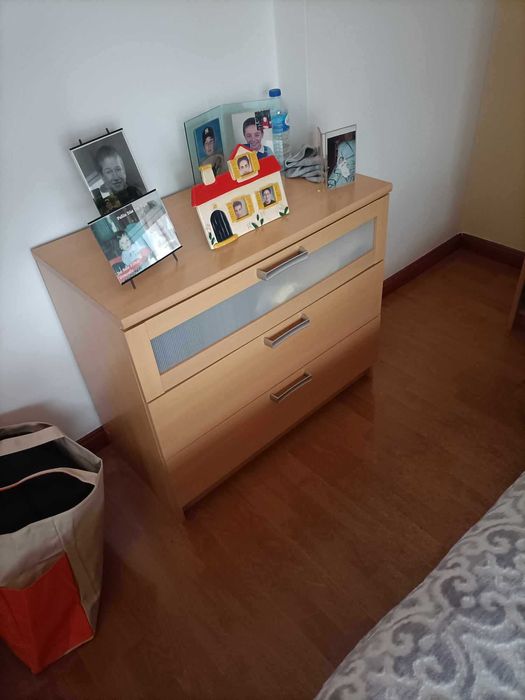 Bed set without mattress
