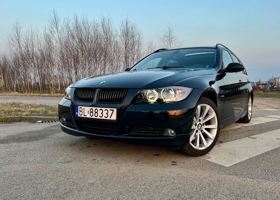 BMW Seria 3 E91, Automat, CarPlay, Kamera cofania, Lampy LED z PPF , Hak, Panorama