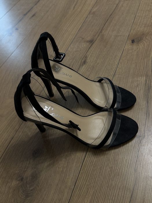 Босоніжки літні жіночі