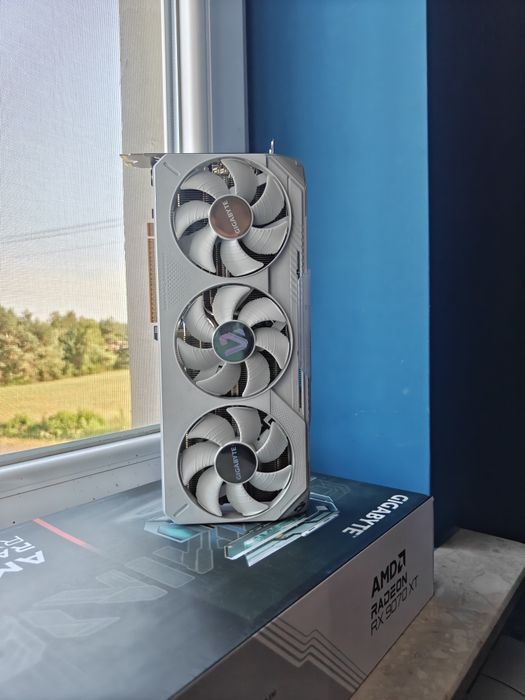 Gigabyte RX 9070xt Biała Gwarancja 2lata Jak nowa