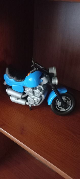 Игрушка для мальчиков мотоцикл