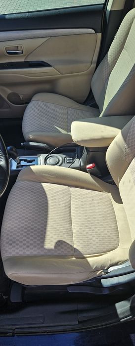Продам Mitsubishi outlander 3 2,4