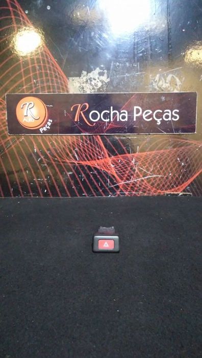 4 Piscas Nissan Almera I (N15)