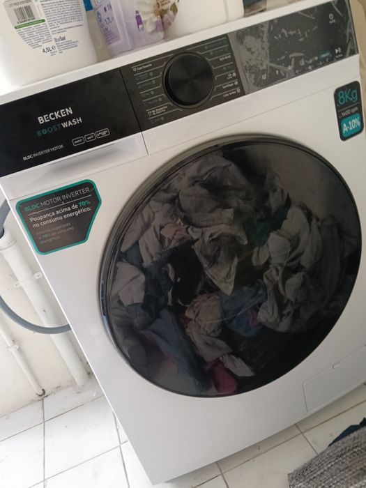 Maquina de lavar Nova