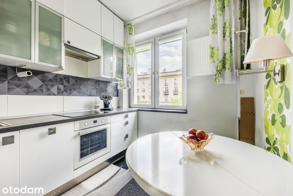 Plac Hallera / Brechta / 52 m2 /2 pokoje