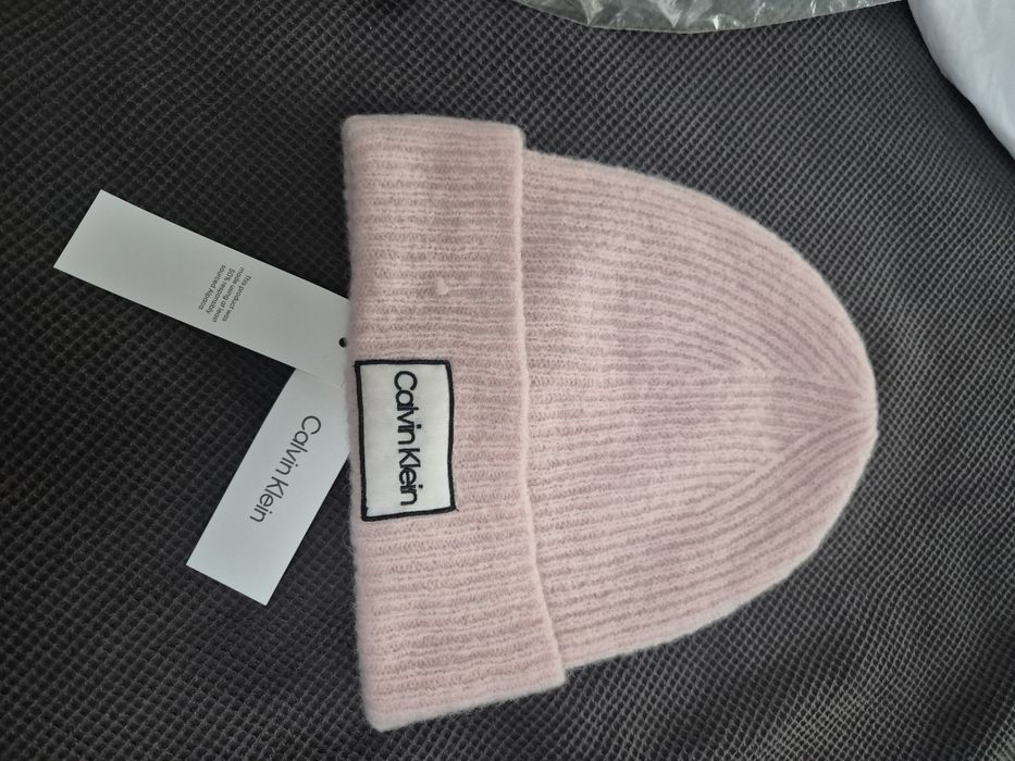 Czapka beanie Calvin Klein róż wełna i alpaka nowa