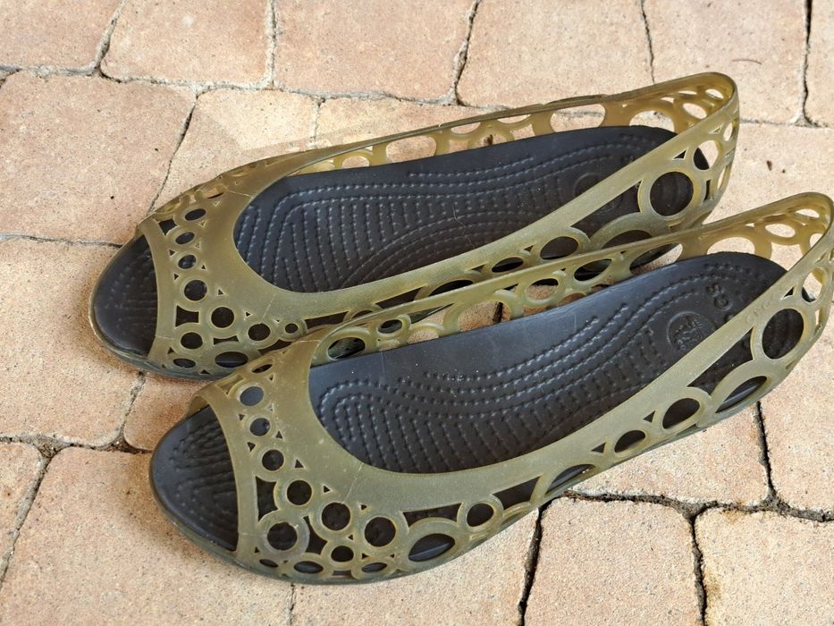 Baleriny Crocs Adrina Flat W8 / roz. 38-39 /Khaki