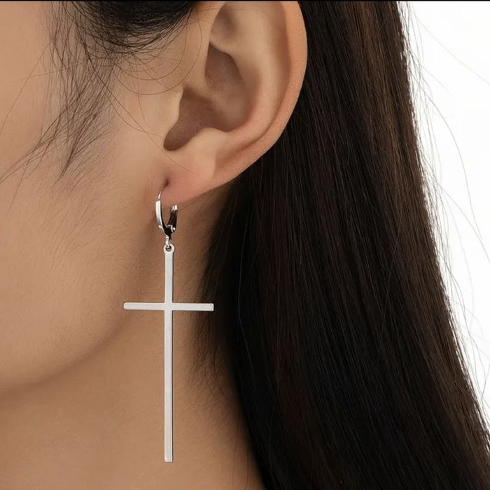 Стильные  минималистические серьги-крестики