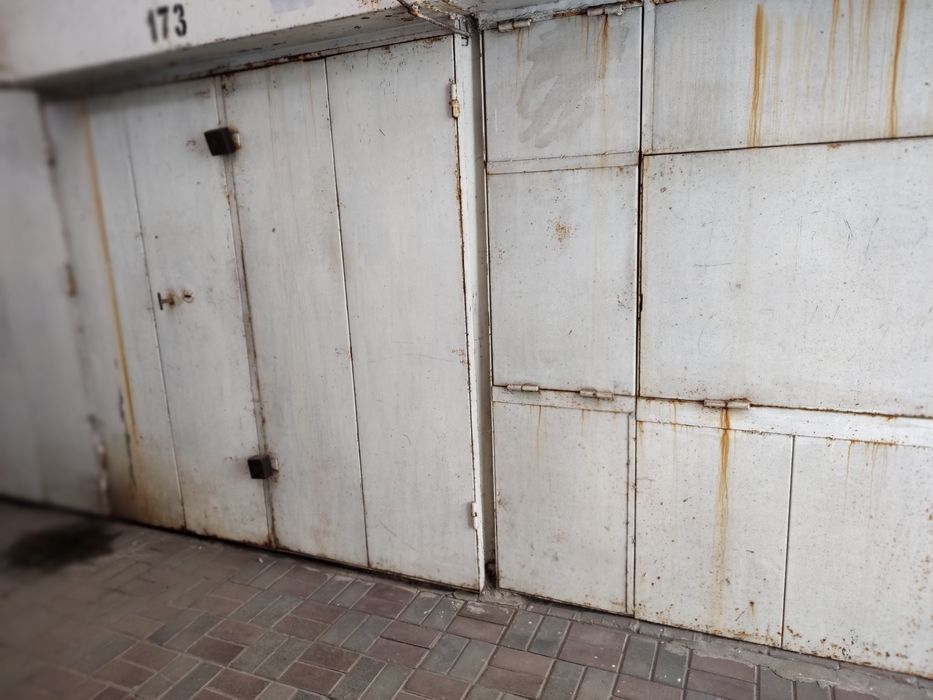 Контейнера на рынке