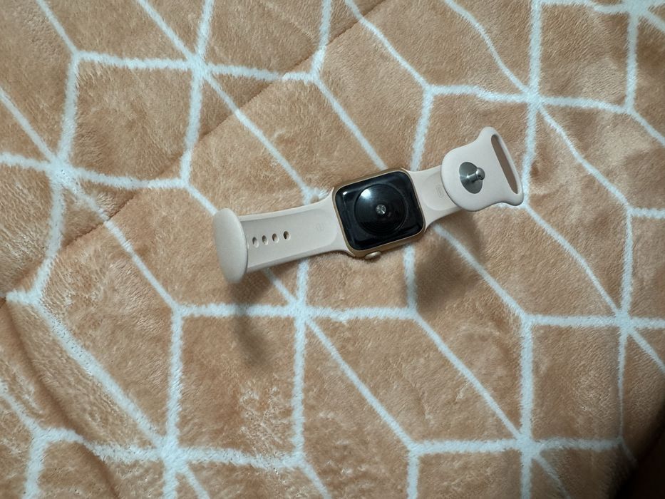 Apple watch SE ( TELEFONE + GPS)