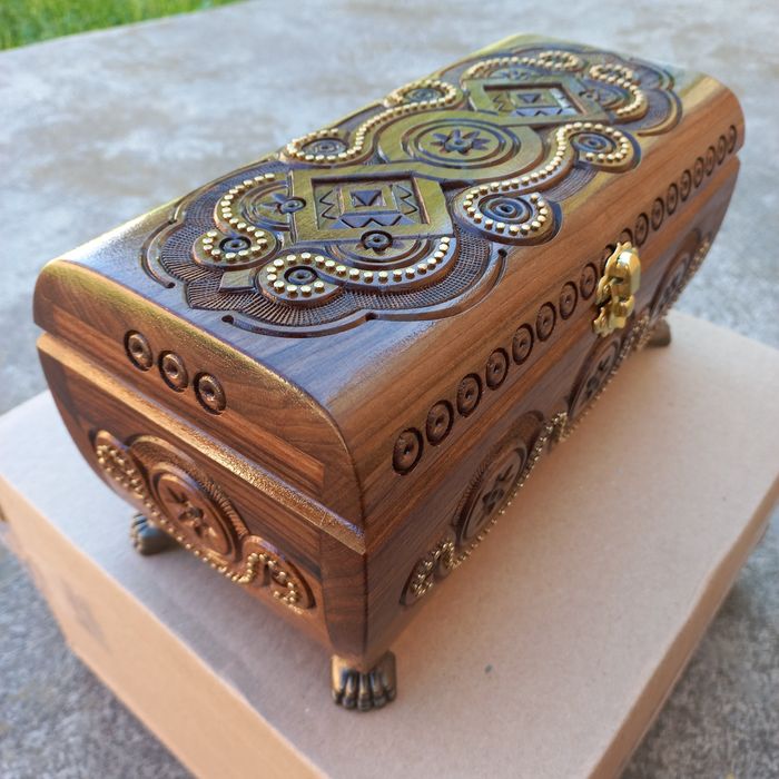 Скриня для прикрас