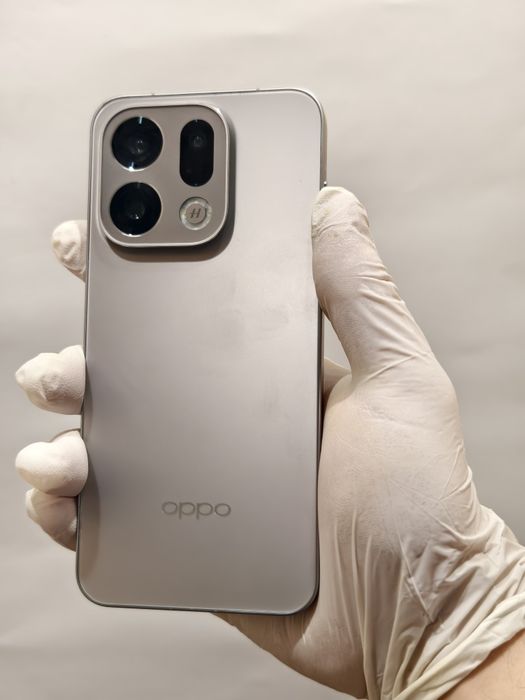 Oppo Find X9 12/256,Dimensity 9500