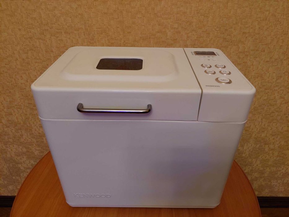 Хлібопіч Kenwood BM 250