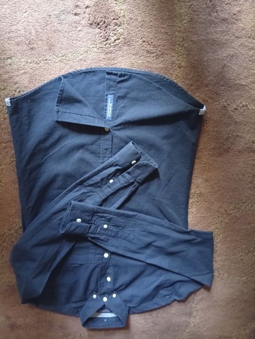 Camisa de homem azul escuro da Pullbeer