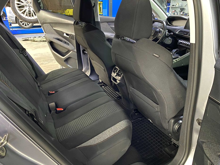 Продаю ПЕЖО 3008 2017 року