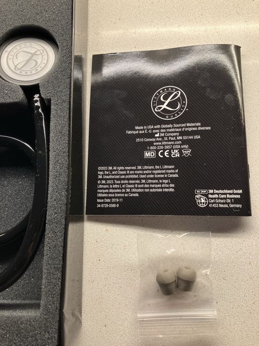 Estetóscopio Littmann Classic III - Novo com Garantia (Novembro 2025)
