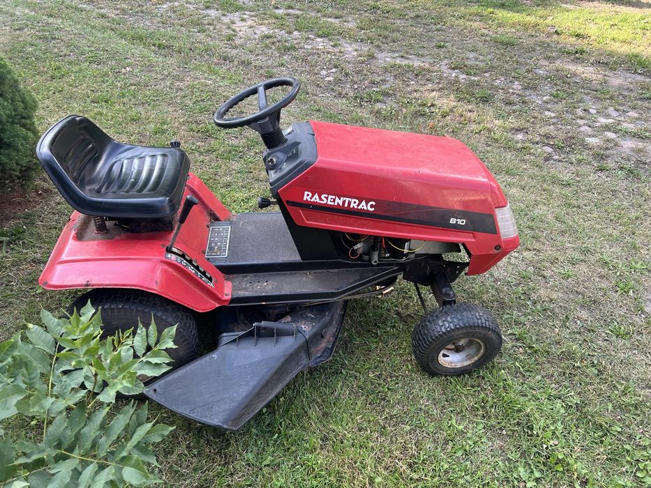 MTD B10 11,5Hp z bocznym wyrzutem trawy