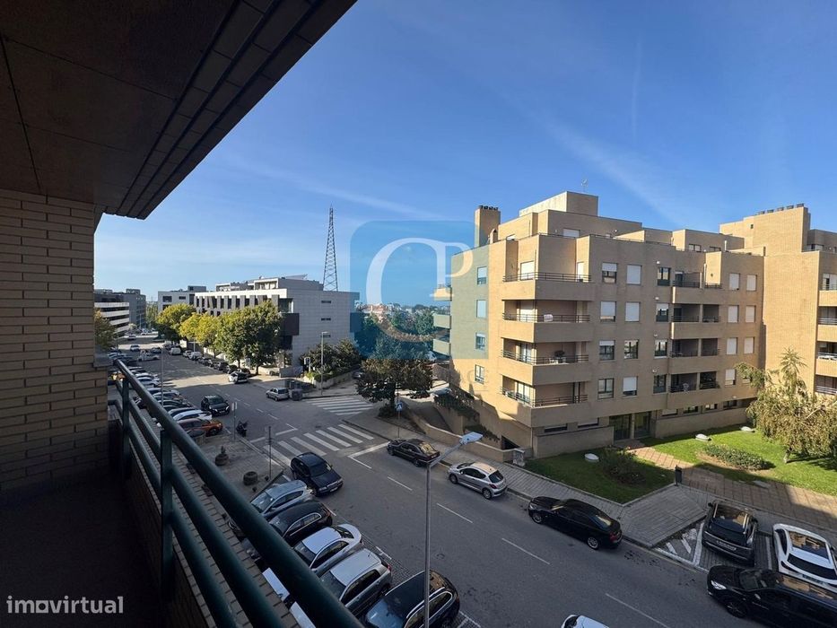 Apartamento T1Kit semi mobilado em Paranhos, Porto