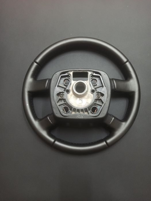 Руль кермо Volkswagen T5 ; Caddy ; Golf 4 ; Bora ; B5 на обмен