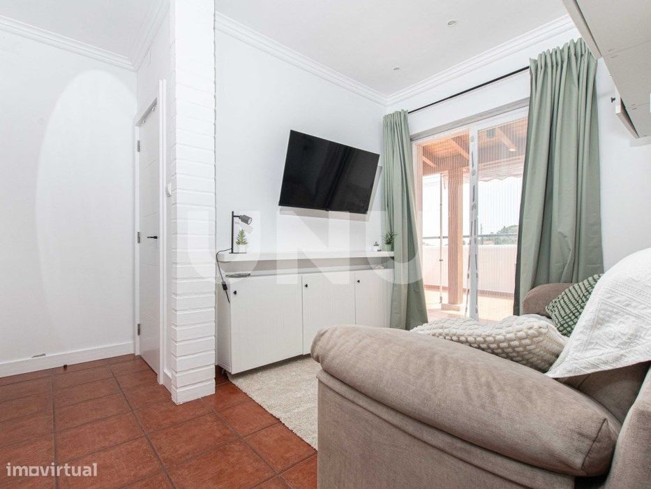 Apartamento T2 com terraço, em Santa Sofia, Vila Franca de Xira!