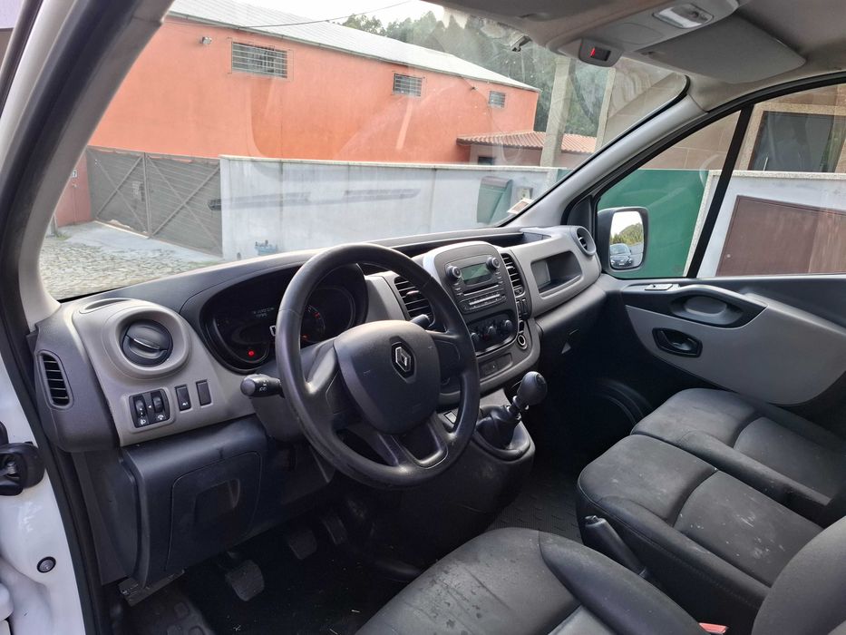 RENAULT TRAFIC 1.6 DCI 120CV LONGA MAXI NACIONAL DE 2019 (COM IVA DEDUTIVEL)