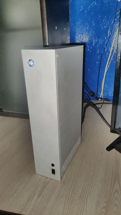Продам Xbox series s