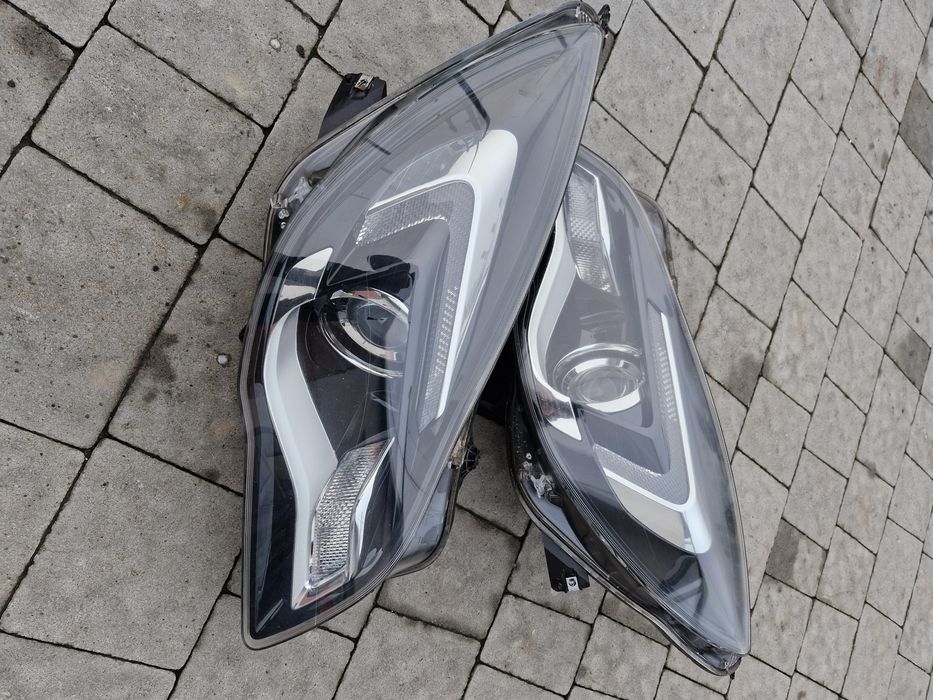 Фара ліва права фари лінза Opel Insignia 2008-2016 LED