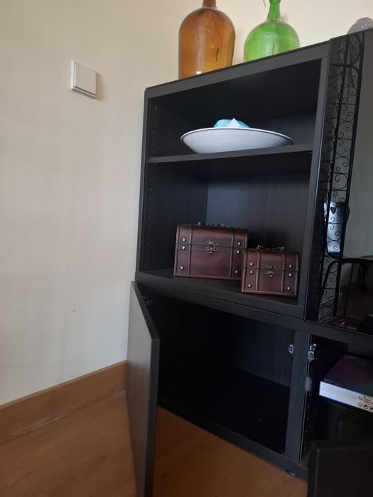 consolas/ vitrine / aparador