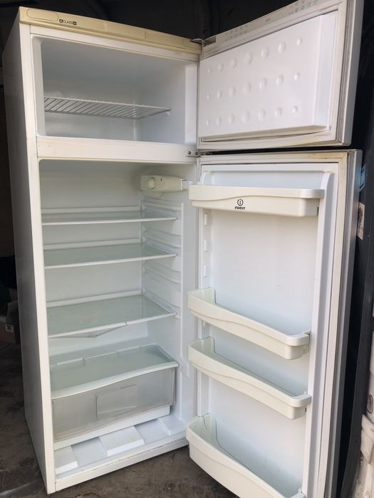 Lodówko-zamrażarka   Indesit.Możliwy dowóz.