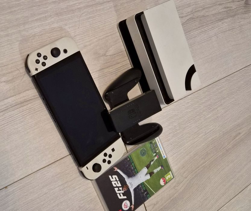 Nintendo Switch OLED White