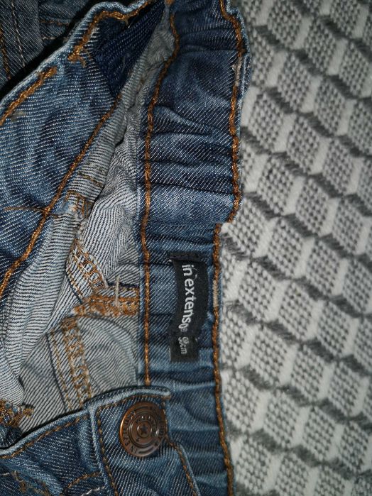 Zestaw spodnie i bluzka z długim rękawem dla chłopca 98