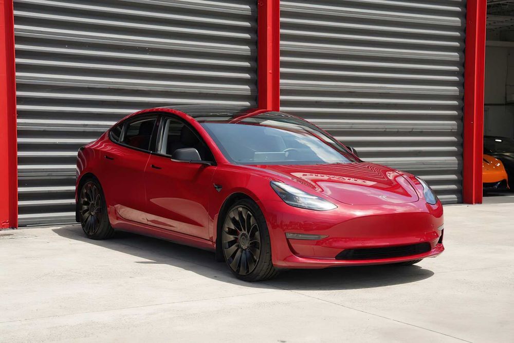 Tesla Model 3 Performance      2022