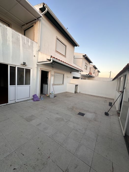 Moradia T3 geminada