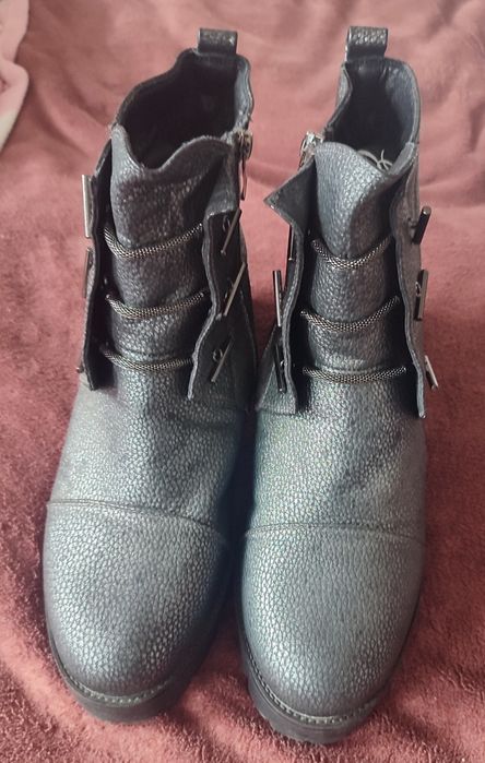 Жіночі зимові чоботи