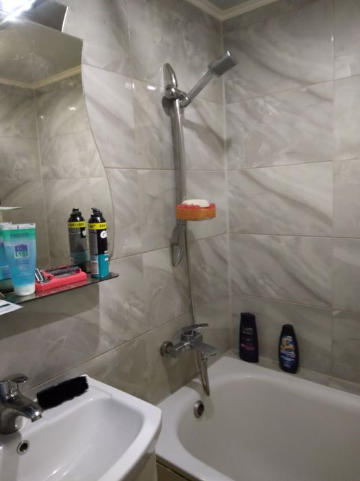 Здам кімнатну на  Проспекті Мира.