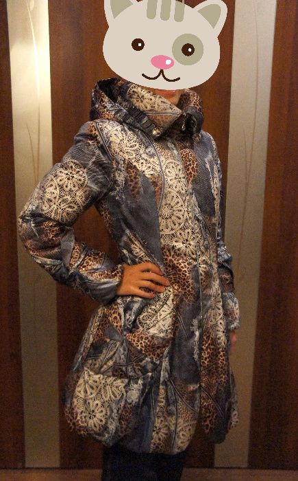 Довга жіноча куртка M зимова на синтепоні пальто пуховик